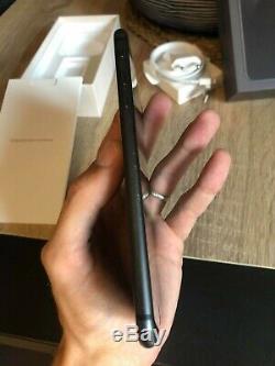Apple Iphone 8 More 64gb Space Gray Does Not Light But Very Good Condition