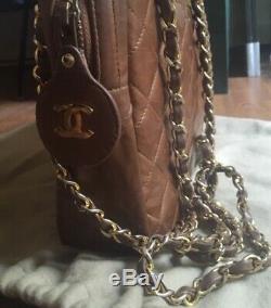 Beautiful Sac Vintage Chanel Authentic Very Good Condition Camel Fawn Color 32x22