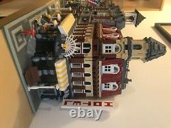 Cafe Corner Lego 2007, Very Good Condition No Missing Room Without The Box