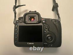 Canon 5dsr 50.6 Mp 4307 Triggers Very Good Condition / Poorly Used