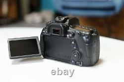 Canon Eos 80d + 2 Batteries (very Good Condition)
