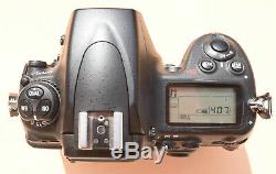 Case Nikon D700 Naked, 12mp, Full Frame, 4143 Triggers, Very Good Condition