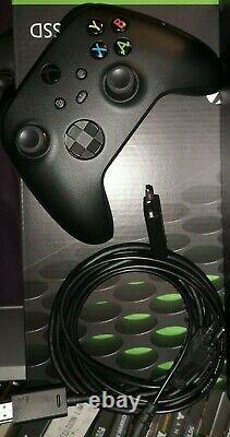 Console Microsoft Xbox Series X 1 To, Very Good Condition, 57 Games, 2 Controllers, Helmet
