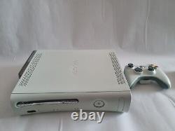 Console Xbox 360 Pro 60 GB Blades Dashboard In Very Good Condition