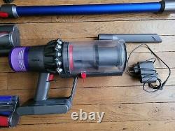 Dyson V11 Absolute Broom Vacuum Cleaner Very Good Condition
