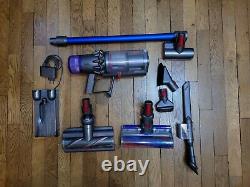 Dyson V11 Absolute Without Battery Vacuum Cleaner Broom Very Good Condition