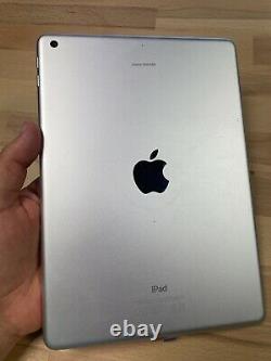 Ipad 5th Gen 32 Go Very Good Condition (touch ID Not Recognized) 873