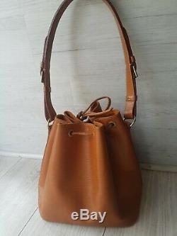 Louis Vuitton Handbag Noé Leather Spike Cognac / Very Good Condition