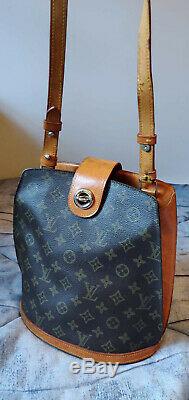 Louis Vuitton Original Women Handbag Very Good Condition