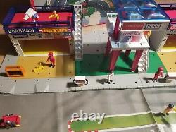 Majokit 7602 Formula 1 Track In Very Good Condition With Box