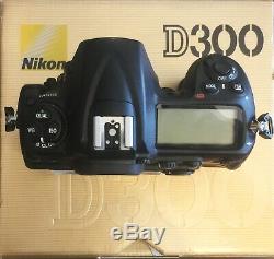 Nikon D300 Naked Case Very Good 2552 Déclanchements