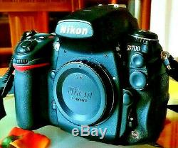 Nikon D700 Good Condition Less Than 32,000 Clicks