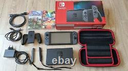Nintendo Switch Console Very Good Condition + 2 Games And A Bag