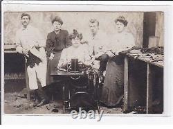 PARIS photo card of a furrier workshop in very good condition