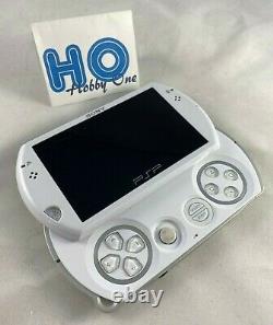 Playstation Console / Psp Go Sony 16gb White Very Good Condition
