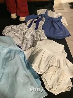 Pretty Blue 58 33 CM Very Good Condition With Its Nice Set
