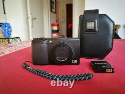 Ricoh Gr Digital III (very Good Condition Works Perfectly)