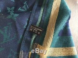 Stole Shawl Scarf Louis Vuitton Blue / Green / Yellow Very Good Condition