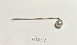 Vintage 18K Gold Tie Pin or Scarf Pin with 1.5g Pearl in Very Good Condition