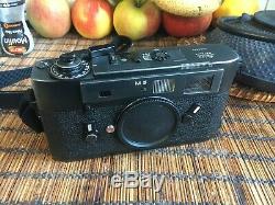 Appareil photo Leica M5 noir en très bon état