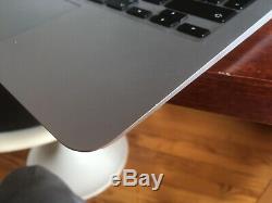 Apple Macbook Air 11' 2015, 256GB SSD + 8GB RAM Très bon état