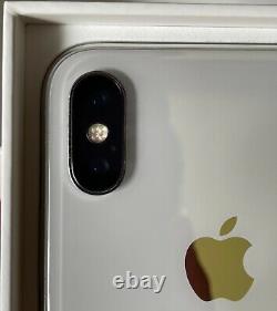 Apple iPhone X 64 Go, Très bon état Gris silver (Désimlocké) Batterie 91% +KDO