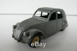 Dinky Toys Citroen 2 CV Ref 24t 1952 Très Bon État 1 Feu Arrière