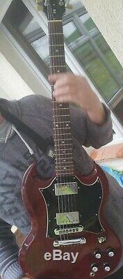 Guitare Gibson SG Special 2005 Fabriqué aux USA. Couleur rouge, très bonne état