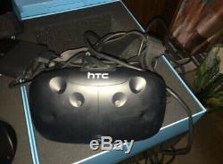 HTC Vive Casque de réalité virtuelle VR PACK COMPLET, très bon état Avec Boîte