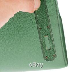 Hermès Kelly sellier 32 cm en cuir courchevel vert gazon, très bon état général