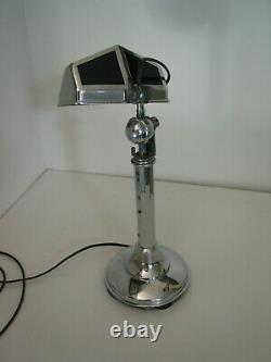 LAMPE PIROUETT DE BUREAU art déco 1930 en très bon état hauteur est réglable d