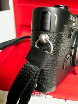Leica M6 noir, très bon état, N°1916153 avec boite, notice, courroie d'origine