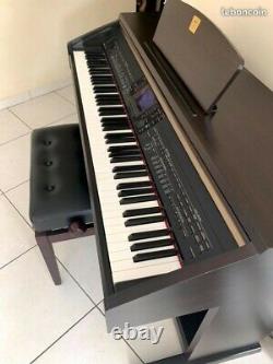 Piano électronique haut de gamme Yamaha CVP 401 très bon état