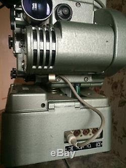 Projecteur 16MM Siemens sonore. Optique/magnetique P2000 en très bon état