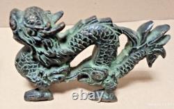 Rare paire de dragons en bronze patiné Chine 19 ème très bon état