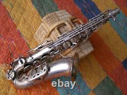Saxophone E. Beaugnier ancien à reviser très bon état argenté dans son jus