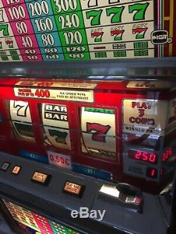 Slot machine a sous IGT S+ HOT PEPPERS avec monnayeur euro @@@ très bon etat