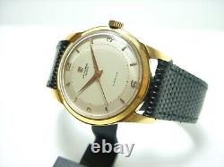 Universal Geneve Automatic Vers 1950 En Tres Bon Etat Old Vintage Watch