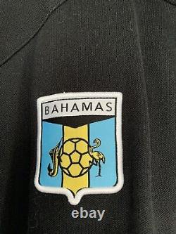 Veste Adidas Bahamas Taille L. Rare et en tres bon etat