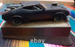 Voiture Mad max fury road interceptor maquette 2016 très bon état